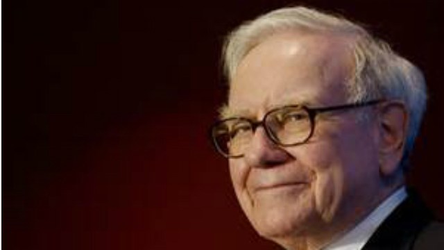Buffett: Eonomy weaker than he expected but growing